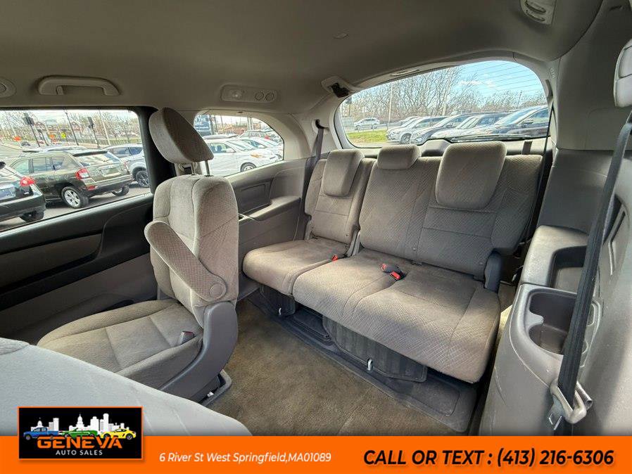 Used 2014 Honda Odyssey LX image 12