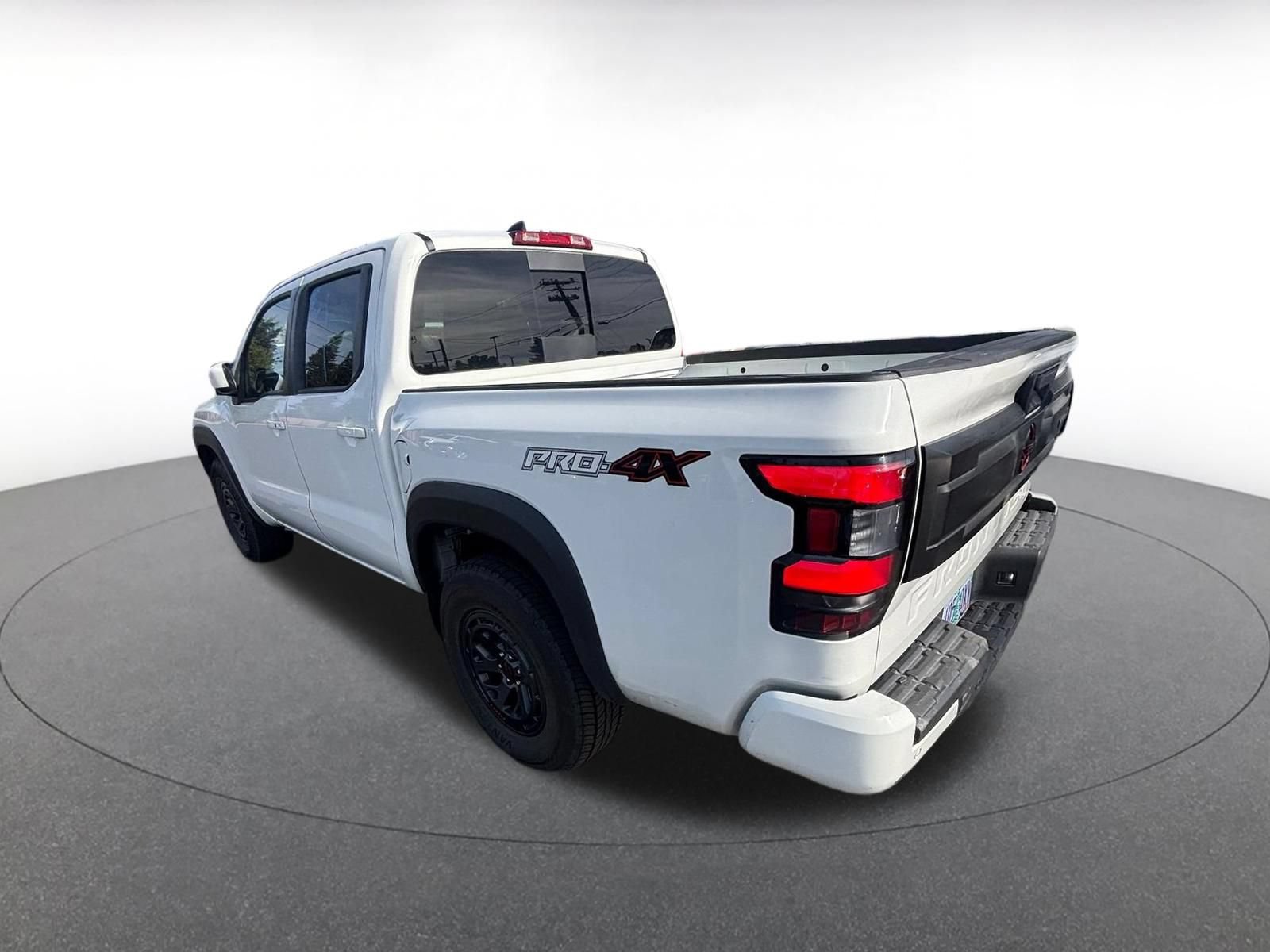 Used 2026 Nissan Frontier PRO-4X AWD/4WD image 12