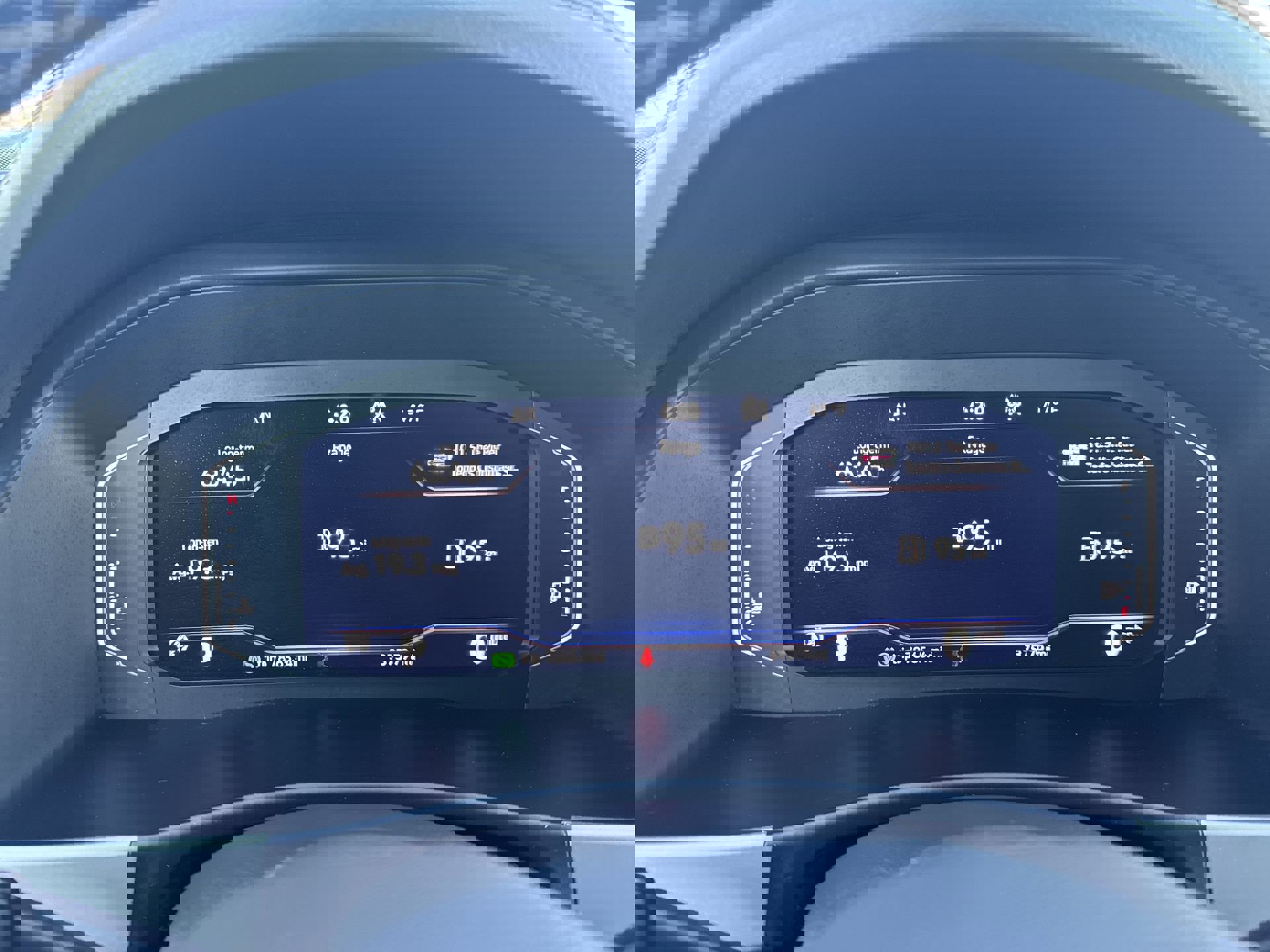 Certified 2023 Volkswagen Atlas SE image 11