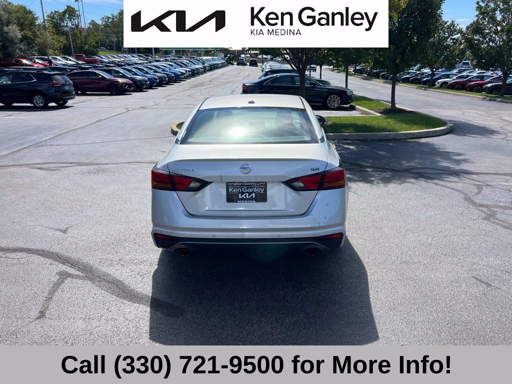 Used 2020 Nissan Altima 2.5 SR FWD image 12