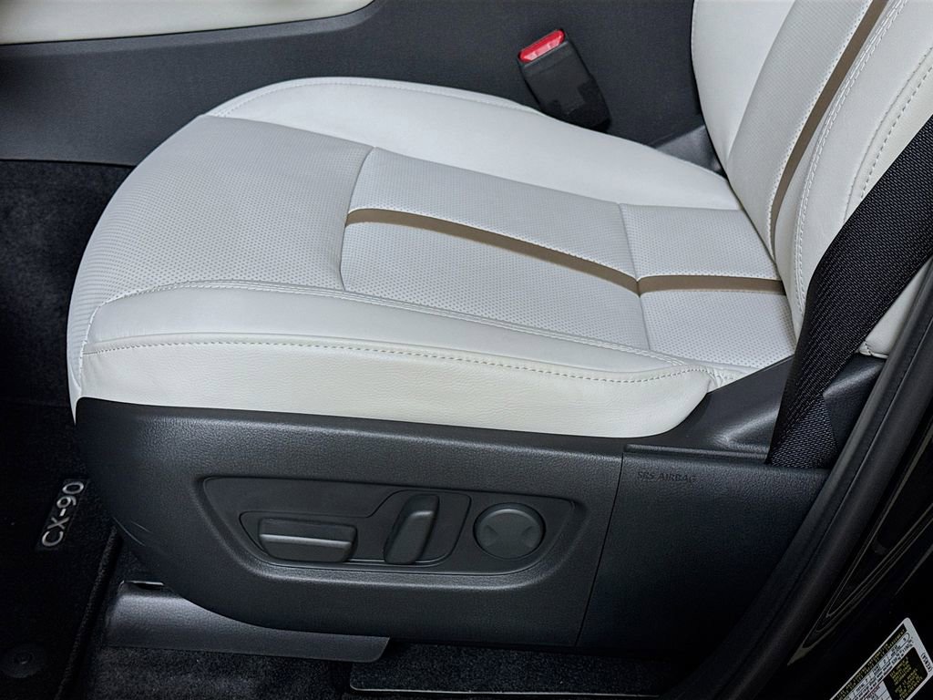 New 2026 MAZDA CX-90 Plug-In Hybrid w/ Premium Plus image 17