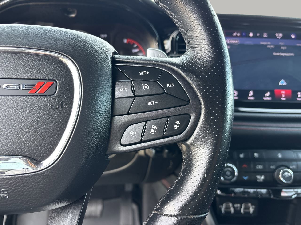 Used 2023 Dodge Durango GT AWD/4WD image 32
