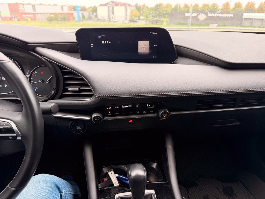 Used 2025 MAZDA MAZDA3 s FWD image 21