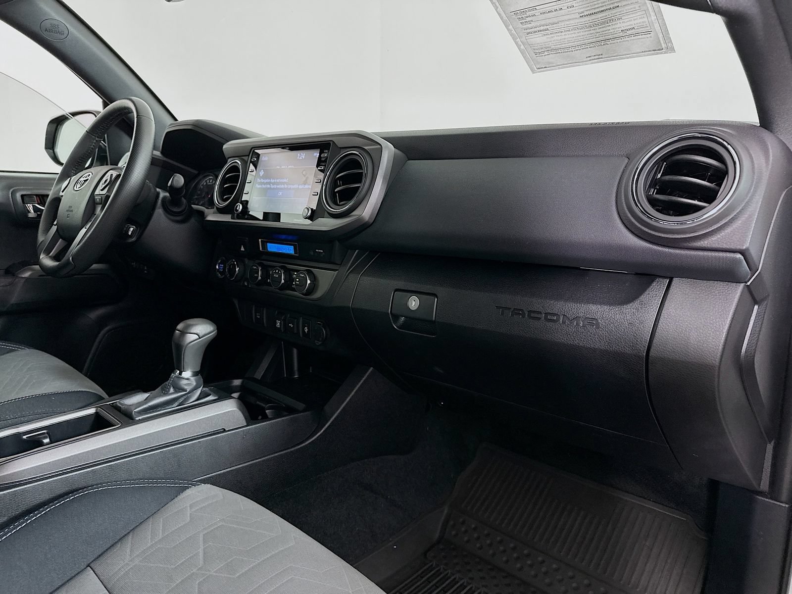 Certified 2023 Toyota Tacoma TRD Off-Road AWD/4WD image 27