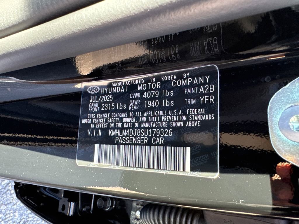 New 2025 Hyundai Elantra SEL image 21