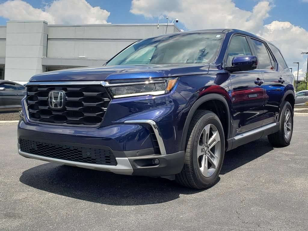 Used 2024 Honda Pilot EX-L image 4