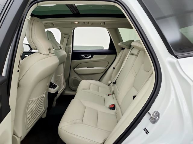 New 2026 Volvo XC90 T8 Plus w/ Protection Package AWD/4WD image 40
