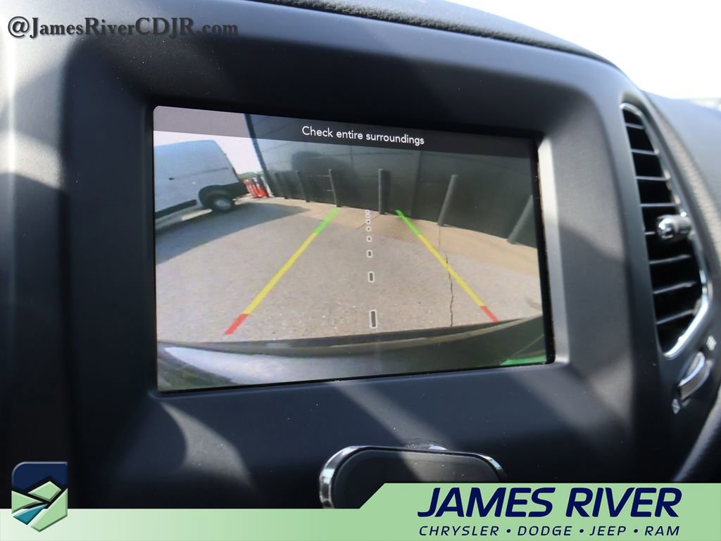 Used 2019 Jeep Compass Latitude w/ Cold Weather Group image 36