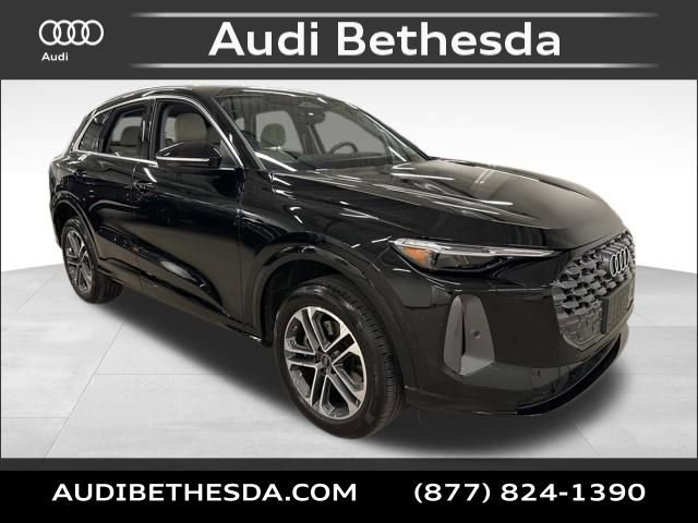 Certified 2025 Audi Q5 Premium Plus w/ Premium Plus image 1