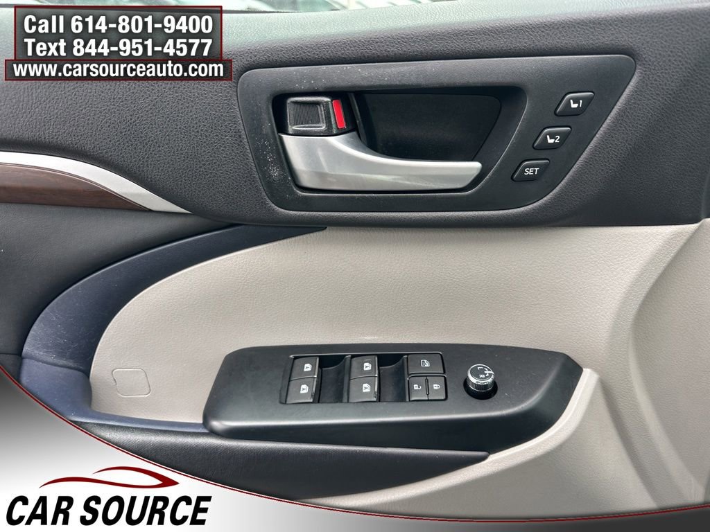 Used 2016 Toyota Highlander Limited image 10