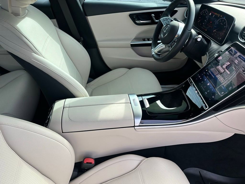 Used 2024 Mercedes-Benz C 300 Sedan image 17