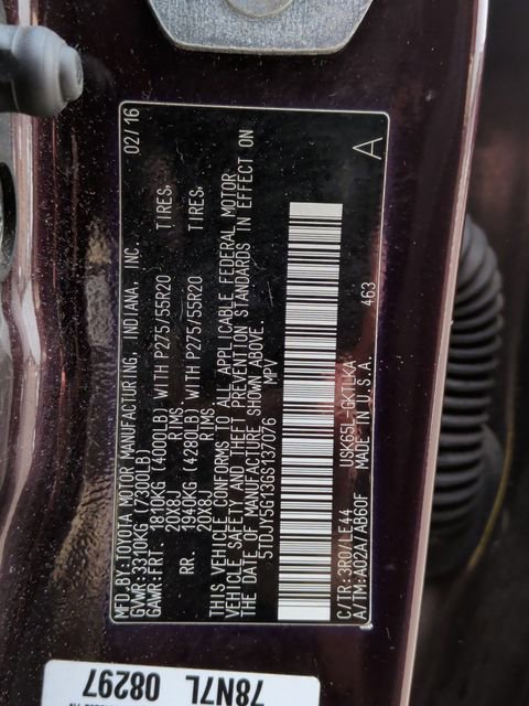 Used 2016 Toyota Sequoia Limited w/ Safety & Convenience Package AWD/4WD image 9