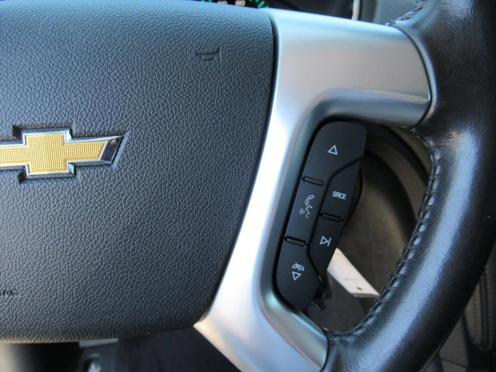 Used 2017 Chevrolet Traverse LT FWD image 24