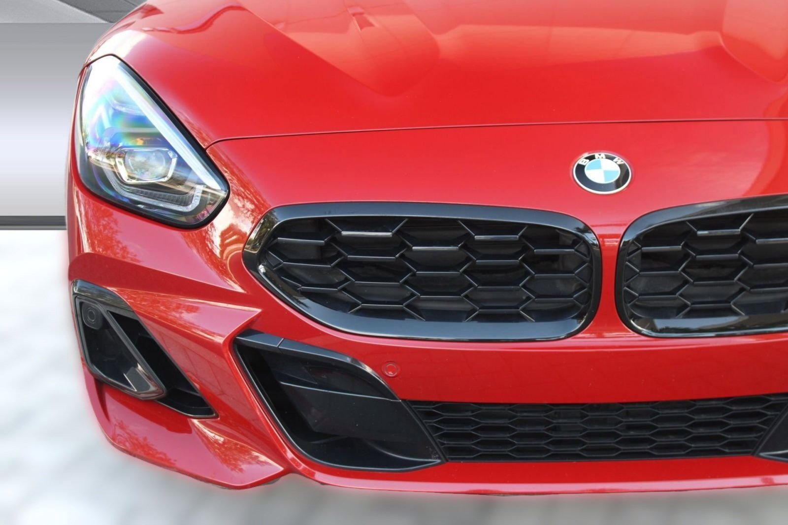 Used 2023 BMW Z4 sDrive30i w/ Premium Package image 11