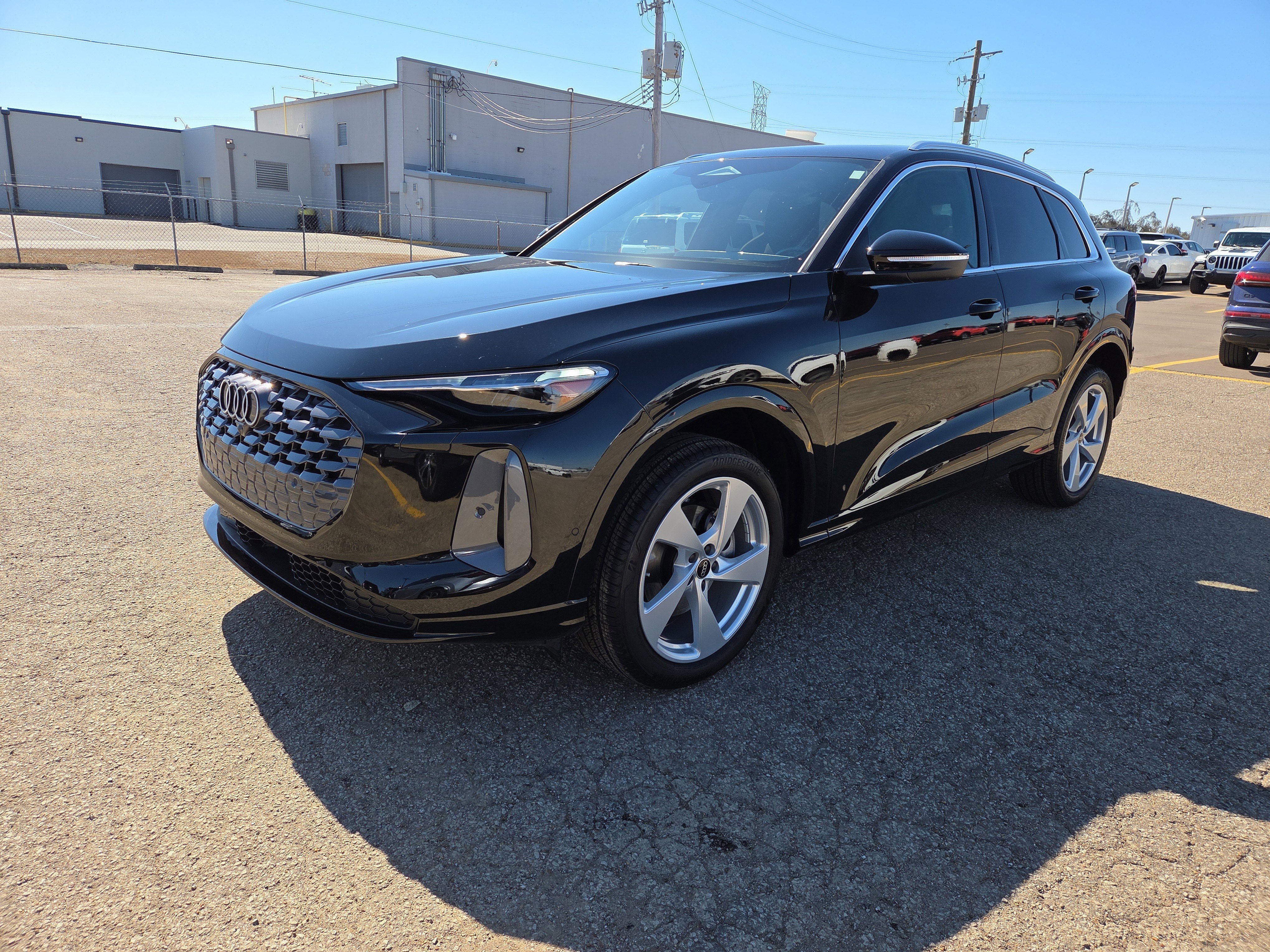 Certified 2025 Audi Q5 Premium Plus w/ Premium Plus