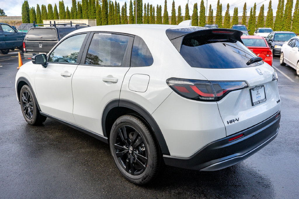 Certified 2026 Honda HR-V Sport image 10