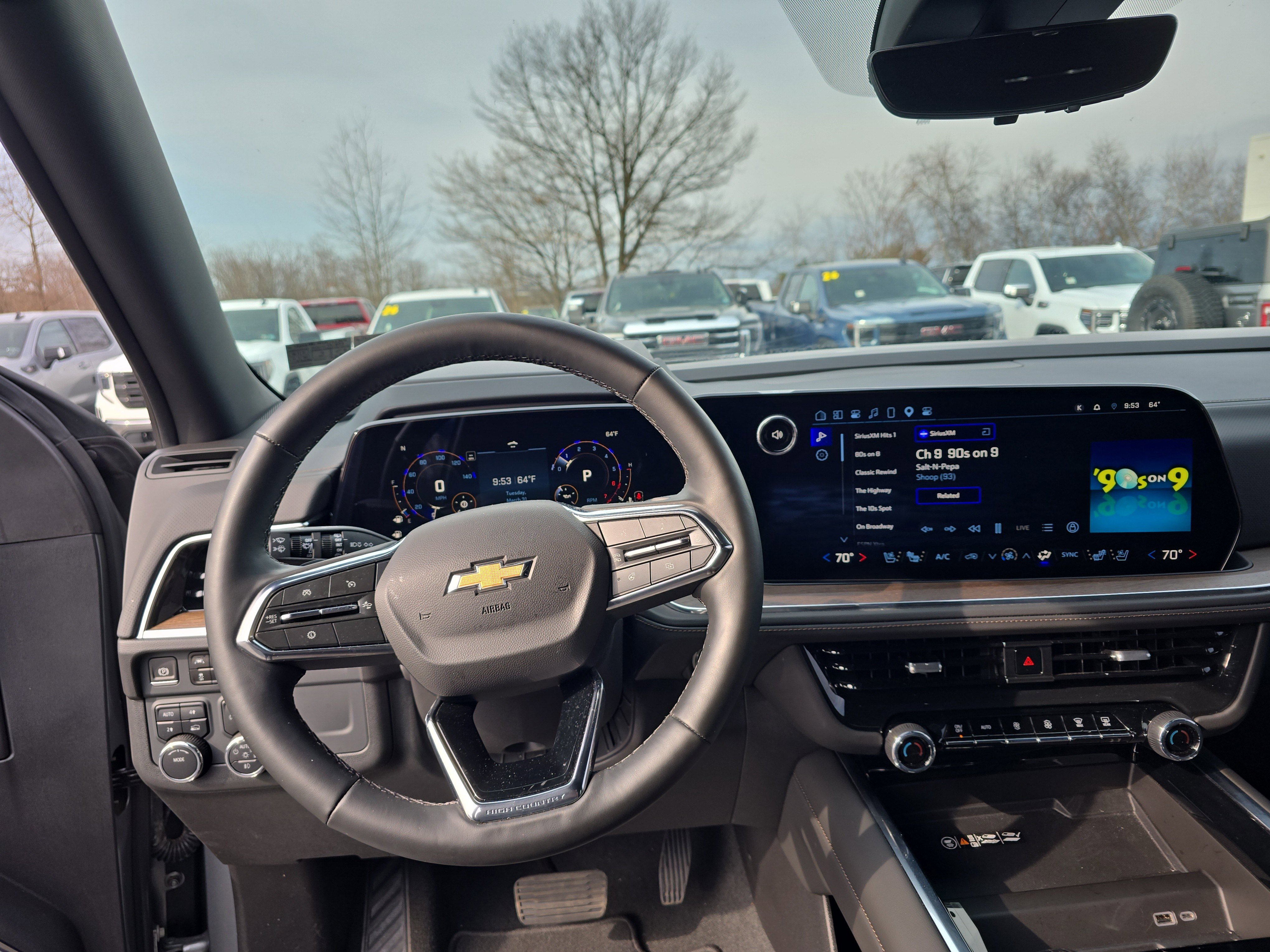 Used 2025 Chevrolet Tahoe High Country image 16