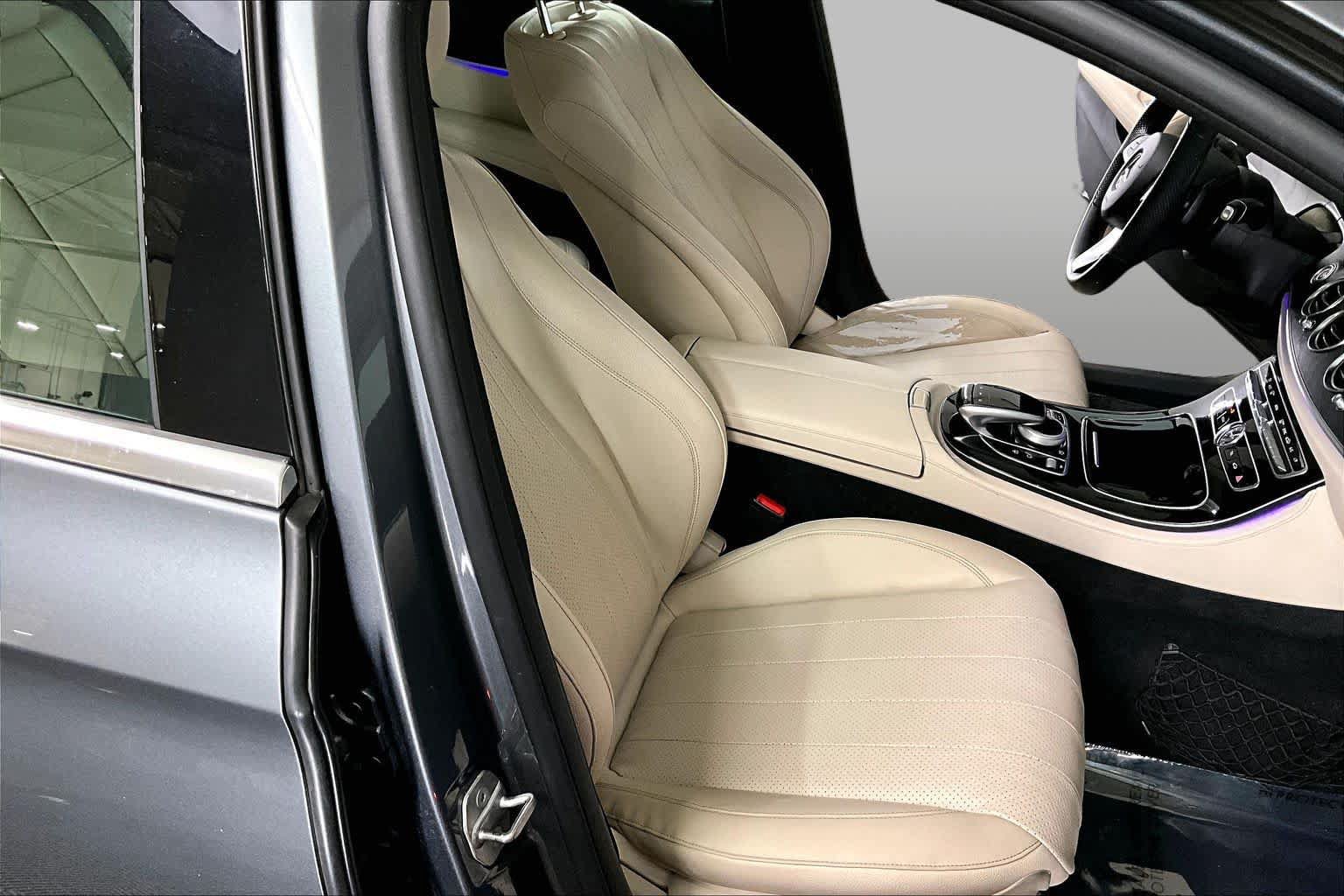 Certified 2017 Mercedes-Benz E 300 4MATIC image 8