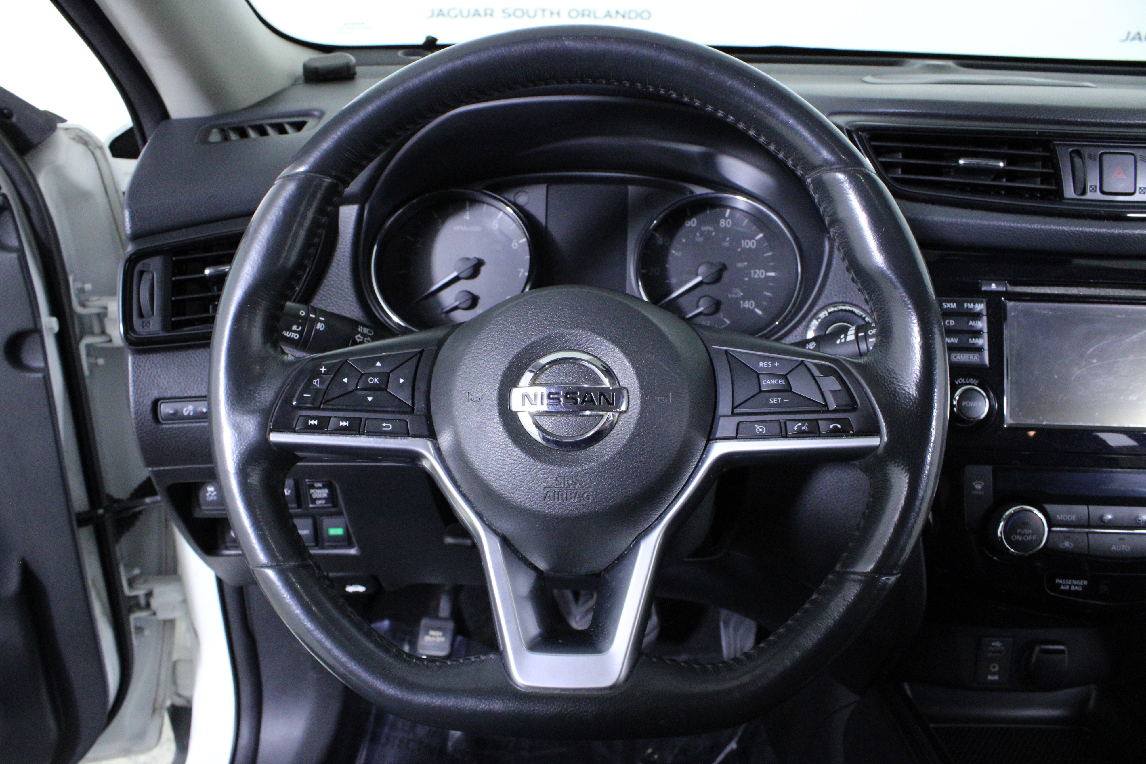 Used 2017 Nissan Rogue SL w/ SL Premium Package image 20