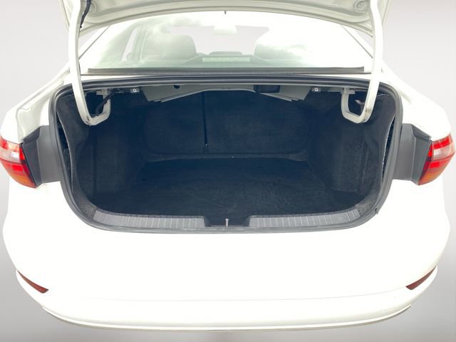 Used 2019 Volkswagen Jetta SE image 30
