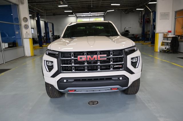 New 2026 GMC Canyon AT4 w/ Technology Plus Package AWD/4WD image 2