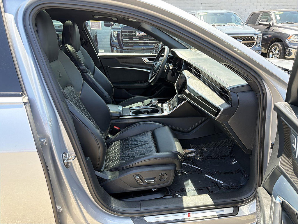 Used 2021 Audi S6 Premium Plus w/ S Sport Package AWD/4WD image 28