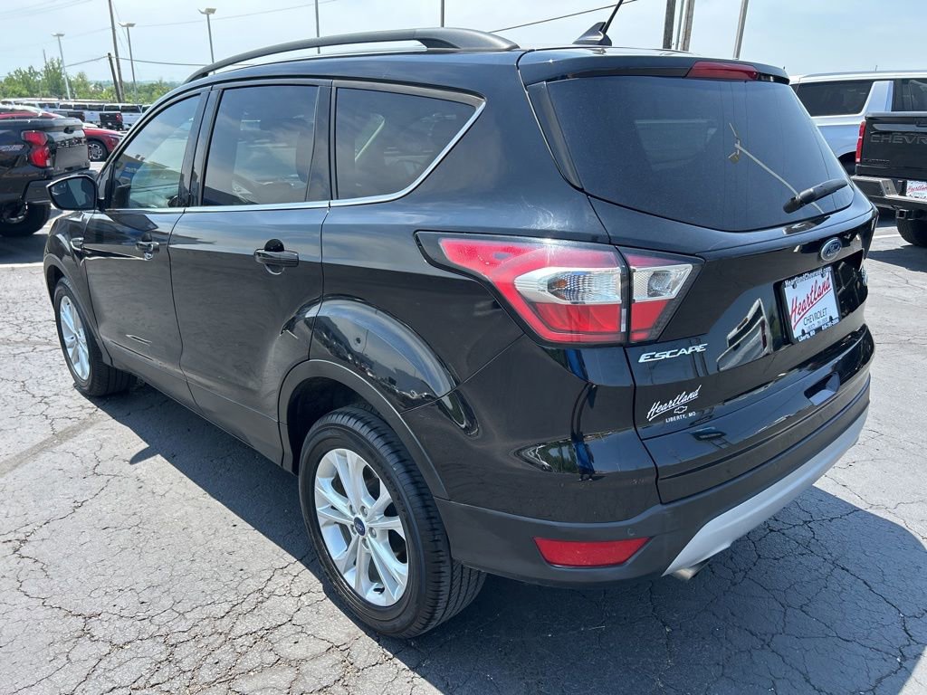 Used 2018 Ford Escape SEL FWD image 7