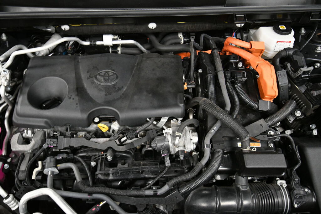 Certified 2023 Toyota RAV4 SE image 35