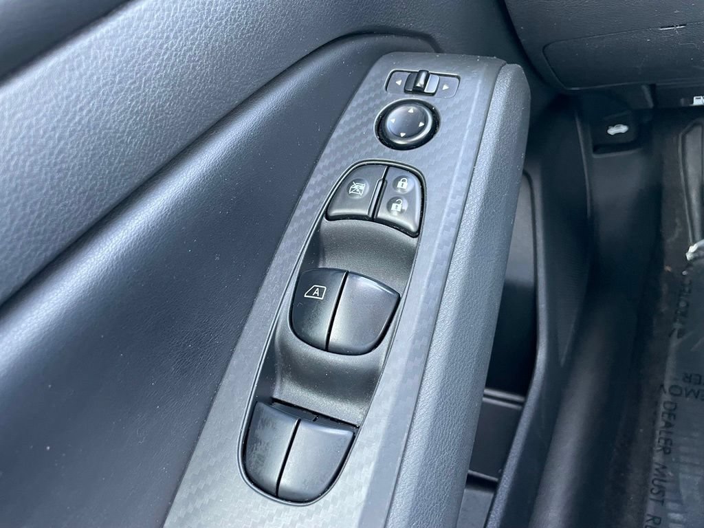 Used 2024 Nissan Altima 2.5 SV FWD image 19