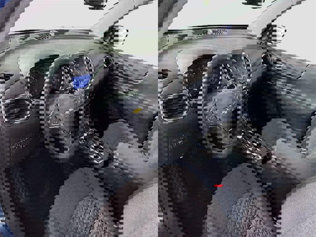 Used 2024 Chevrolet Equinox LT image 3