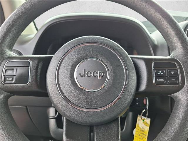 Used 2014 Jeep Compass Sport AWD/4WD image 28