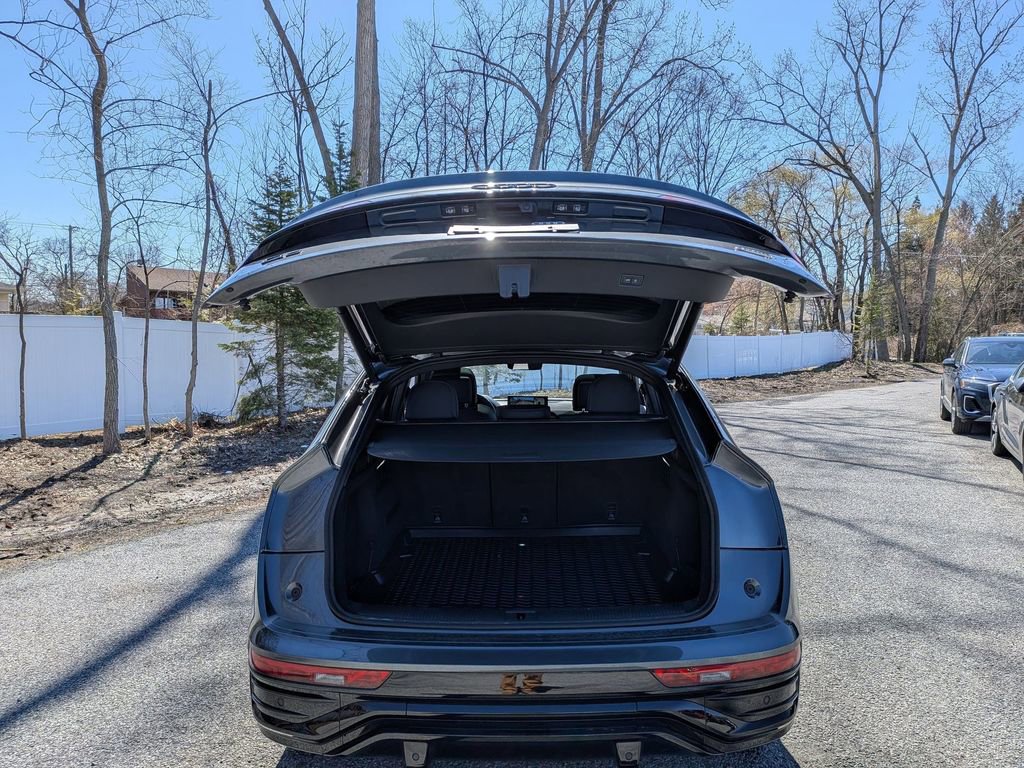 Certified 2024 Audi Q5 2.0T Premium Plus image 21