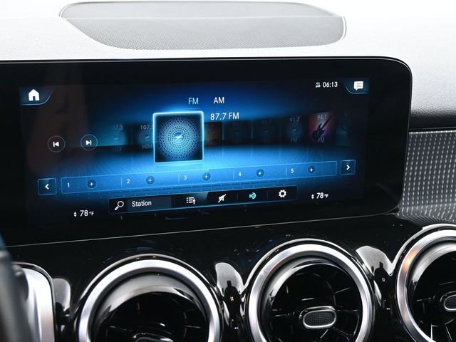 Used 2023 Mercedes-Benz GLB 250 4MATIC image 26