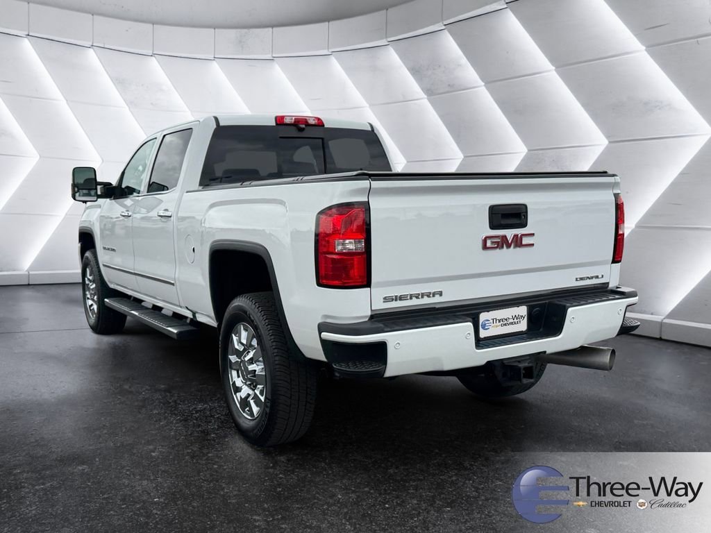 Used 2017 GMC Sierra 2500 Denali w/ Duramax Plus Package image 3