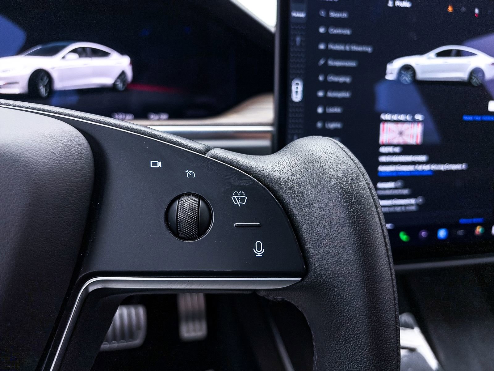 Used 2021 Tesla Model S Plaid image 29