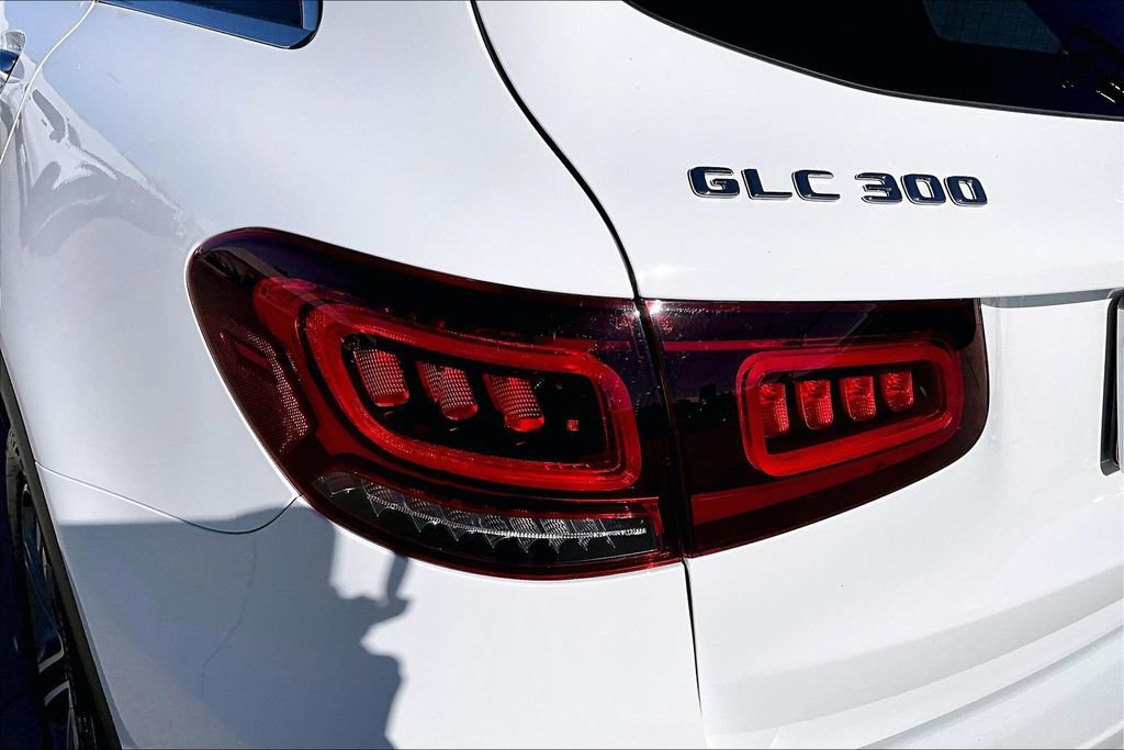 Used 2022 Mercedes-Benz GLC 300 4MATIC image 34
