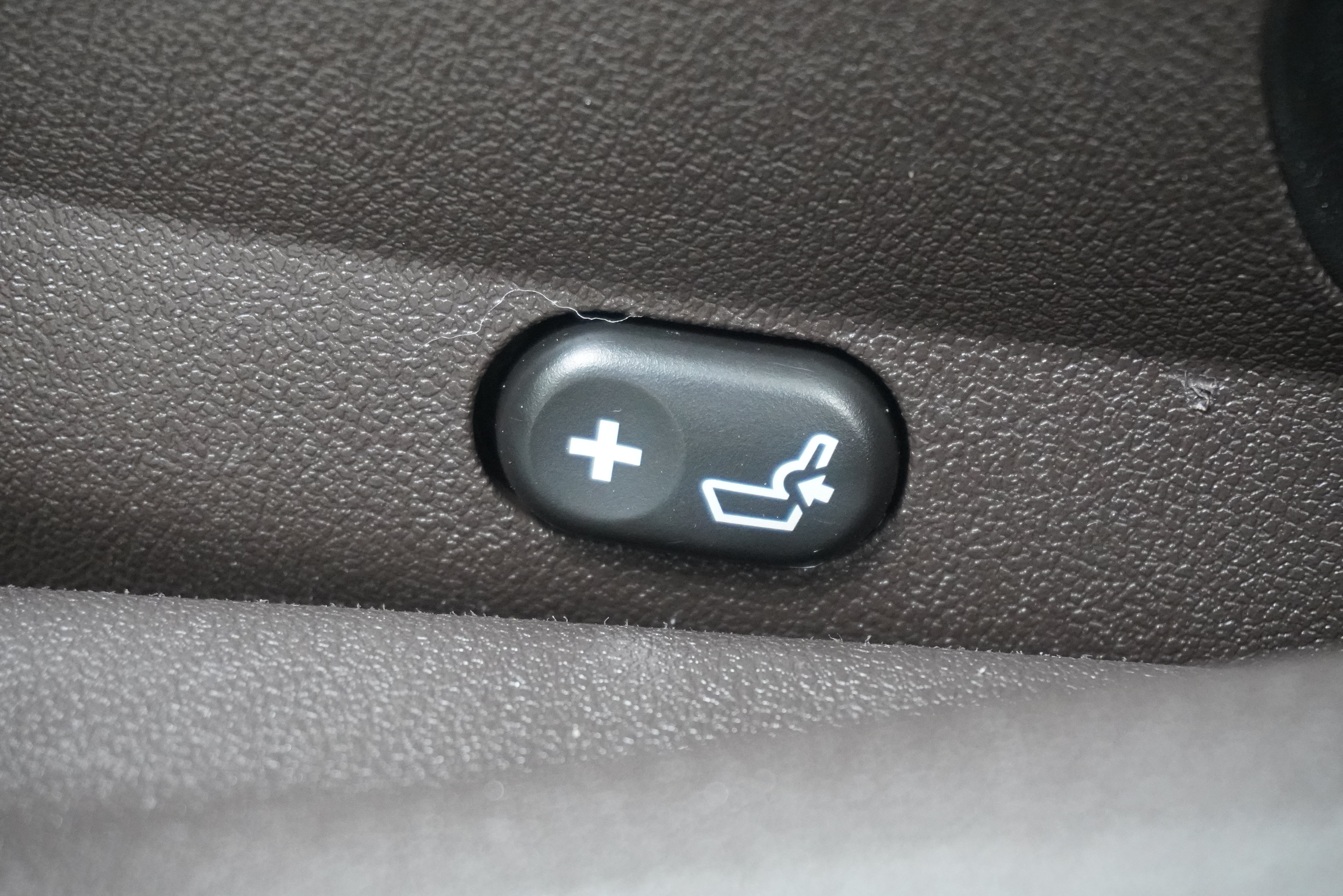 Used 2012 Chevrolet Malibu LTZ FWD image 15