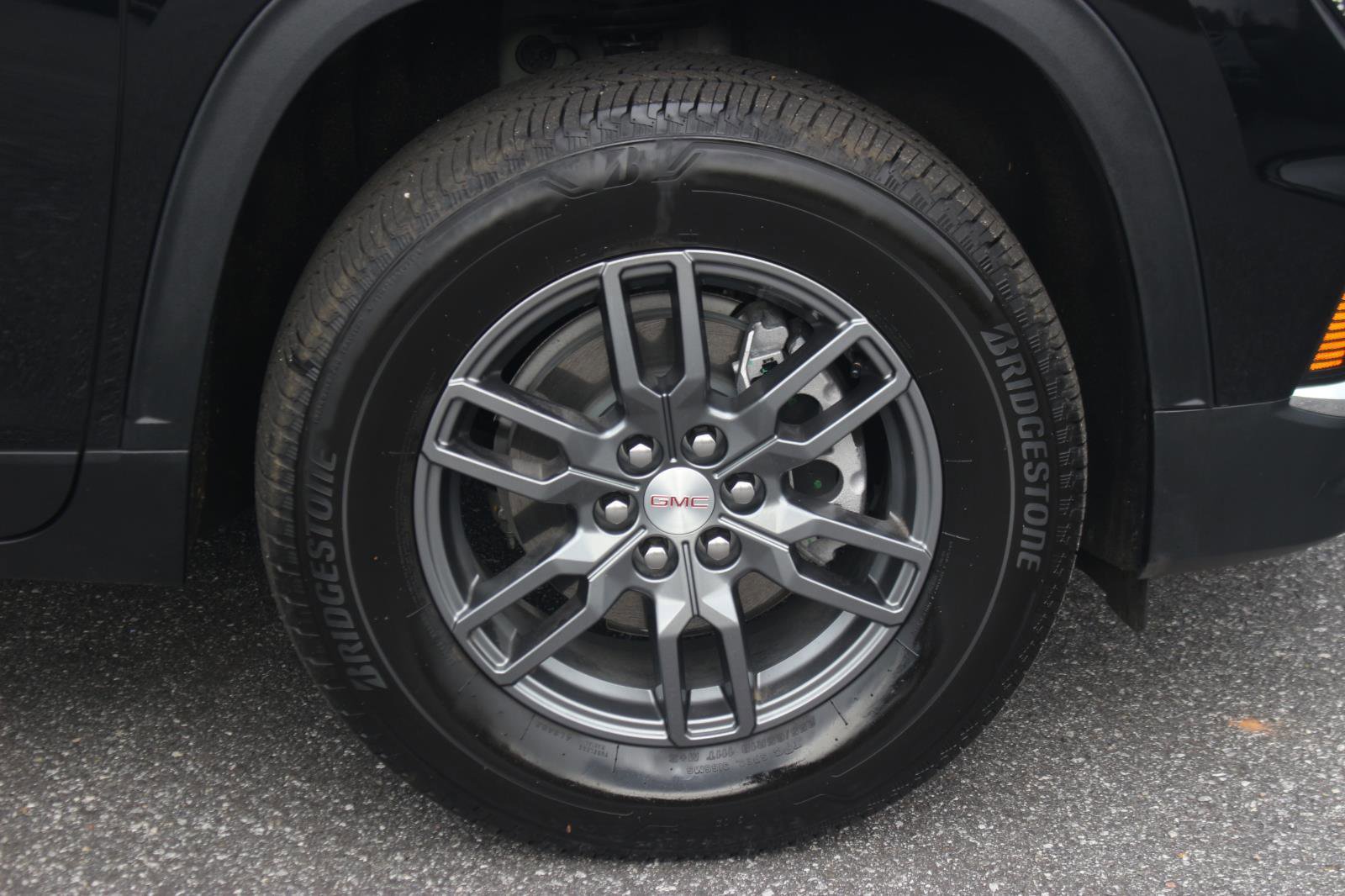 New 2025 GMC Acadia Elevation image 9