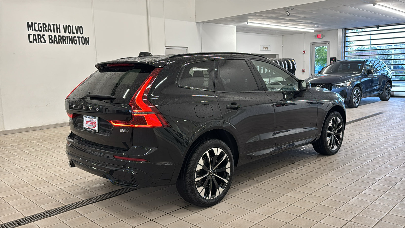 New 2026 Volvo XC60 B5 Plus w/ Climate Package AWD/4WD image 5