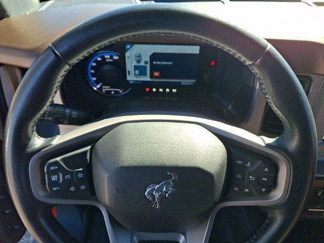 Used 2023 Ford Bronco Outer Banks AWD/4WD image 4