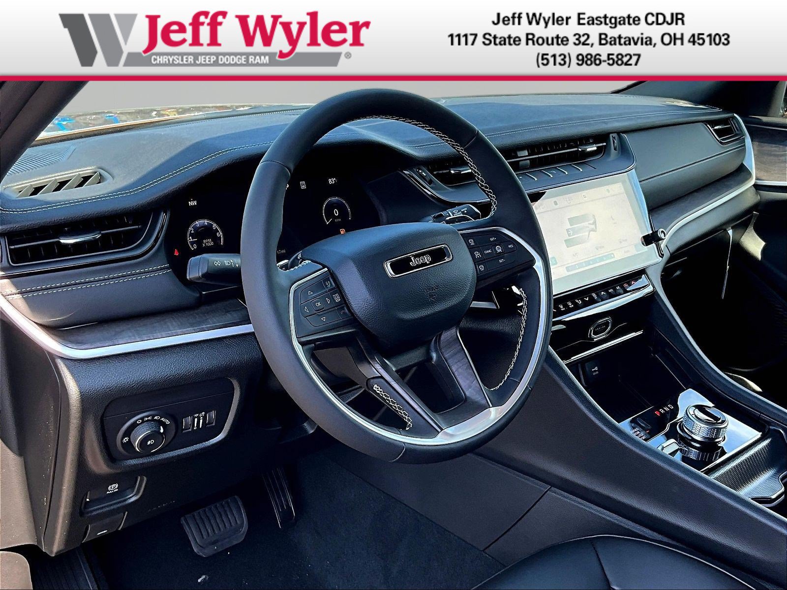 New 2027 Jeep Grand Cherokee Limited w/ Limited Altitude Package AWD/4WD image 16