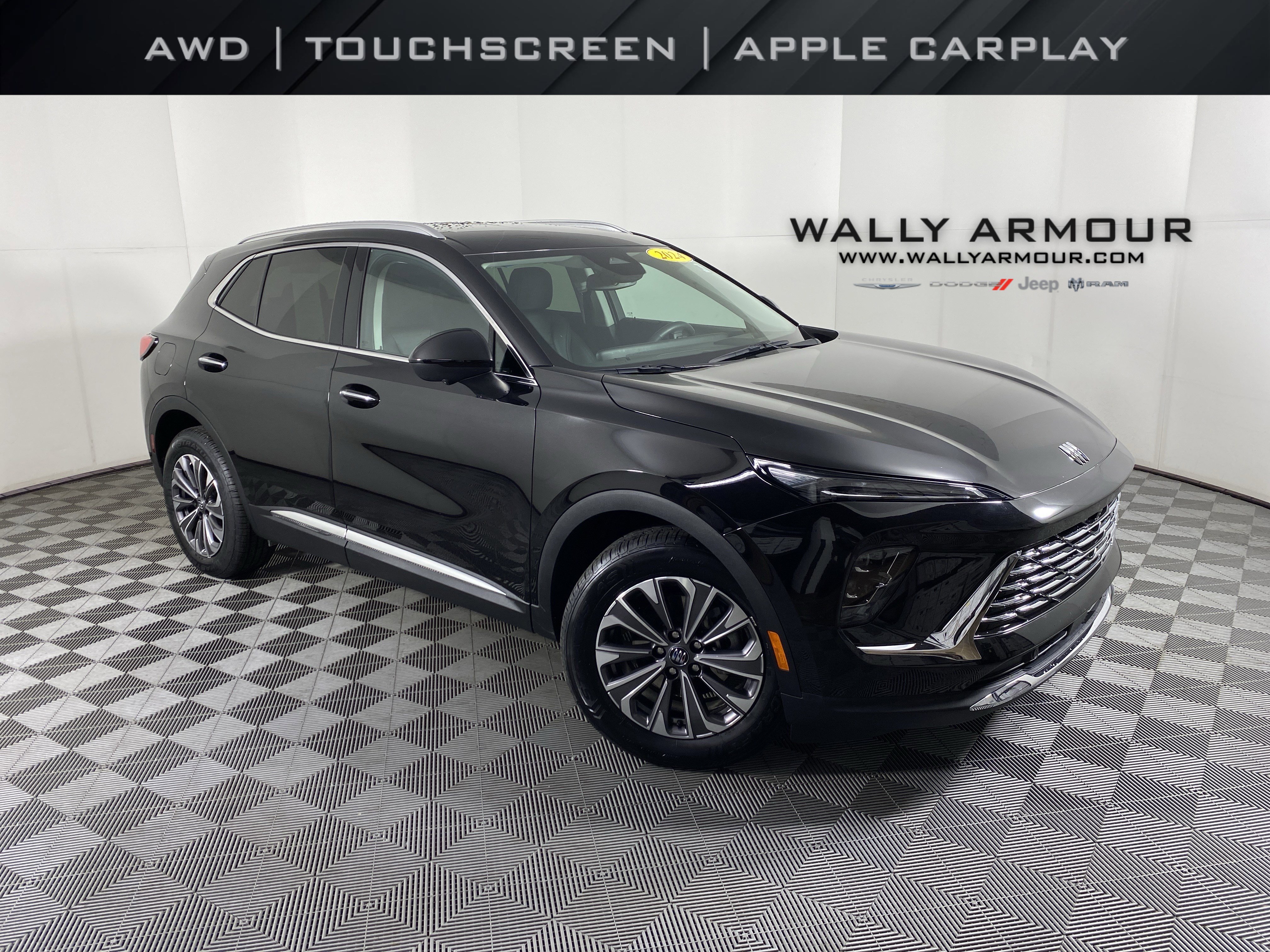 Used 2024 Buick Envision Preferred AWD/4WD image 1