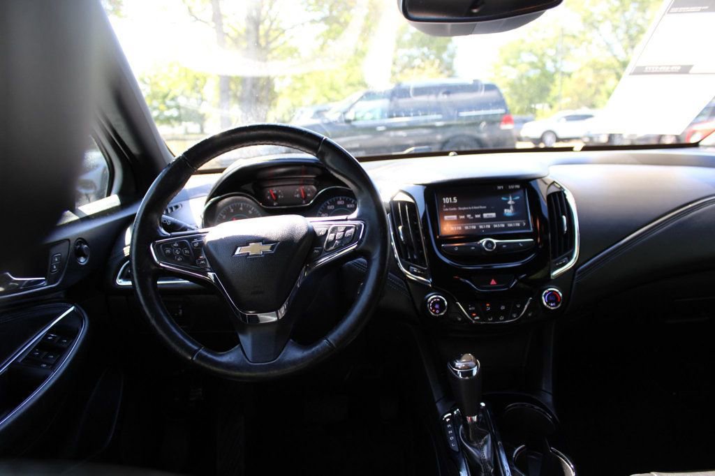 Used 2017 Chevrolet Cruze Premier w/ RS Package FWD image 13