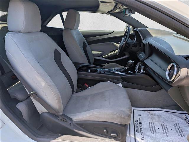 Used 2020 Chevrolet Camaro LT RWD image 19