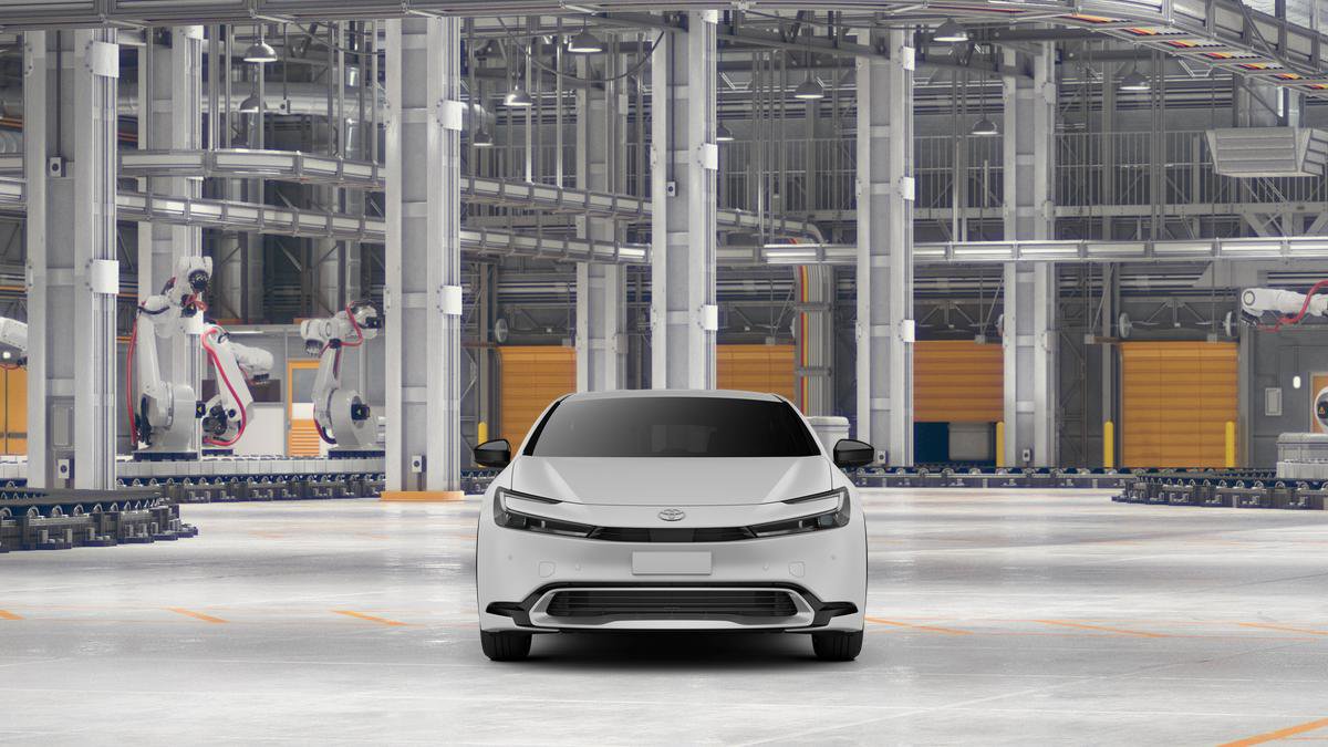 New 2026 Toyota Prius Plug-In Hybrid FWD image 2