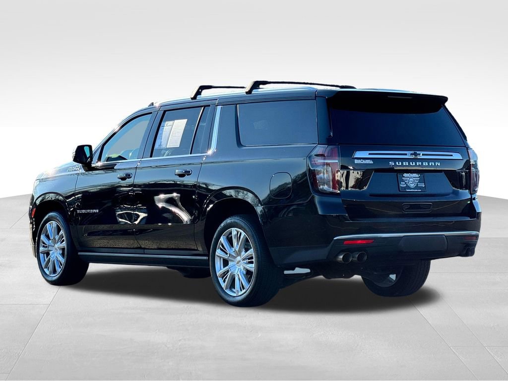 Used 2022 Chevrolet Suburban High Country AWD/4WD image 5