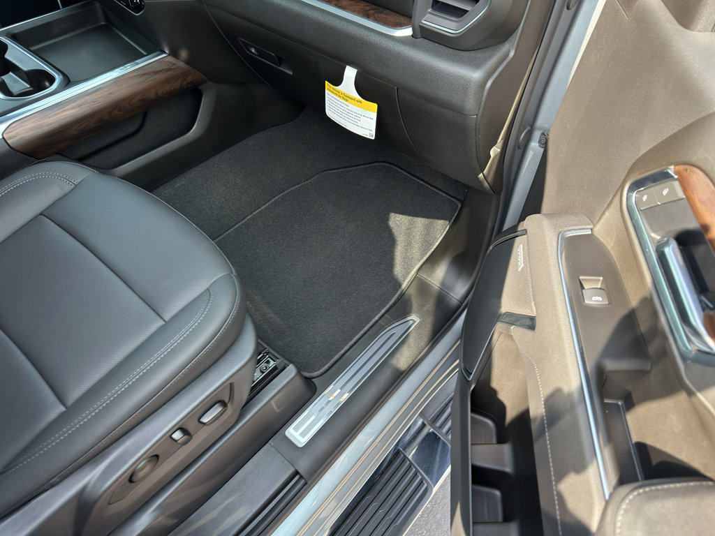 New 2025 GMC Sierra 3500 SLT w/ SLT Premium Package image 27