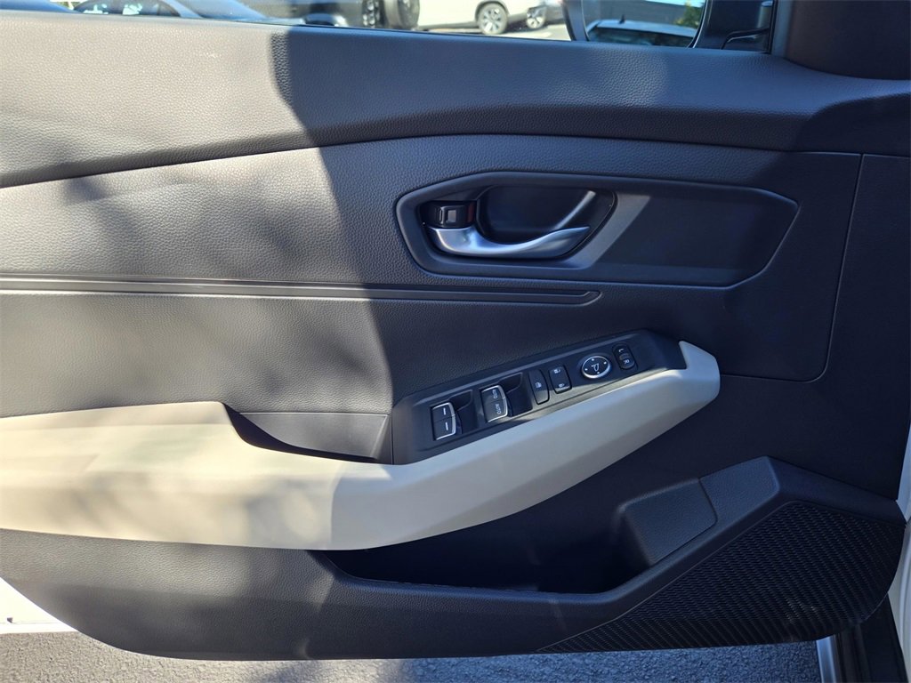 New 2025 Honda Accord LX image 17