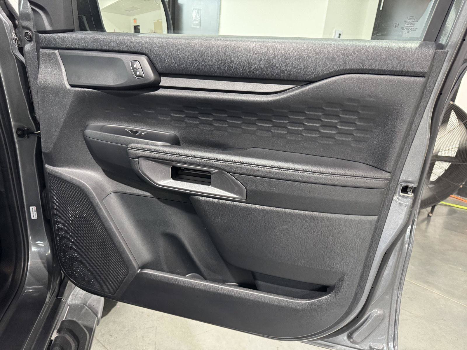 Used 2025 Ford Ranger XLT AWD/4WD image 22