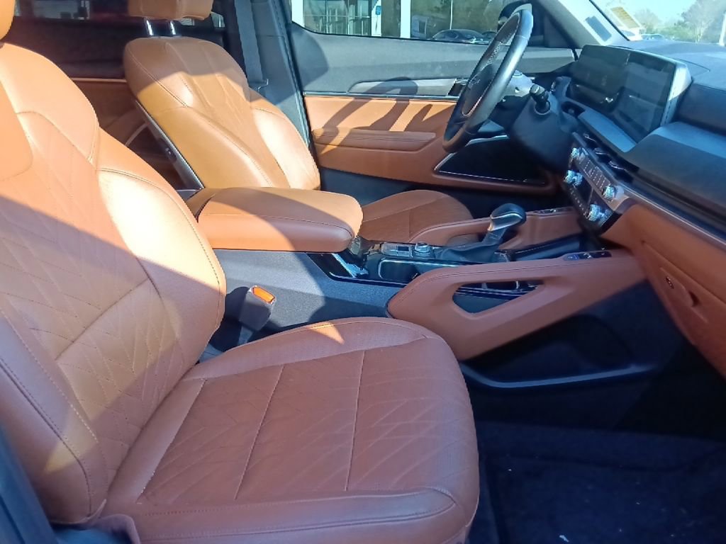 Used 2024 Kia Telluride EX X-Line AWD/4WD image 37